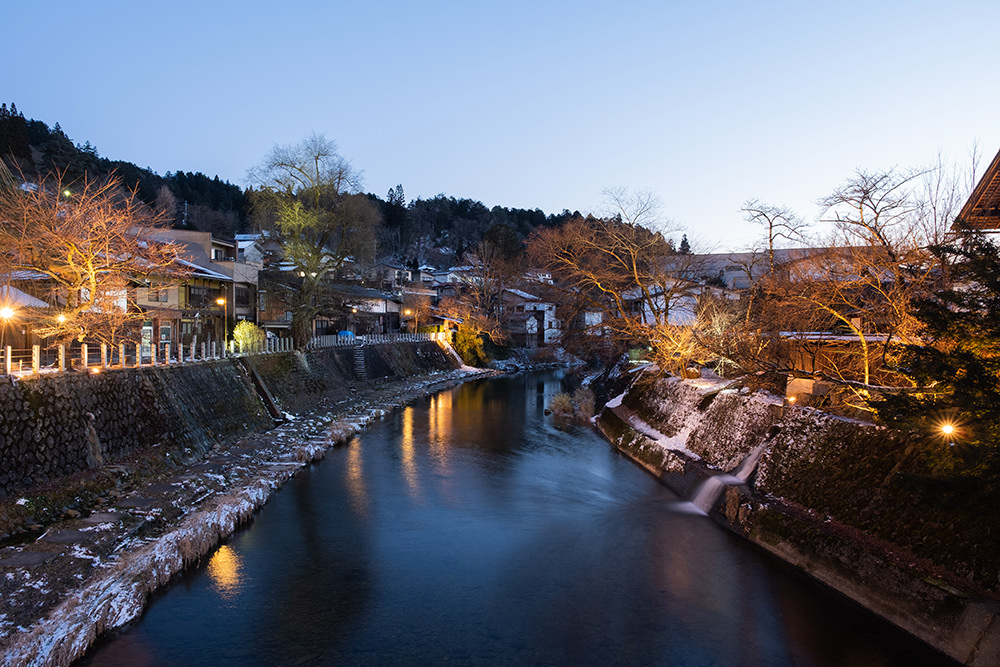 「ディープ飛騨スポット情報」、教えます！